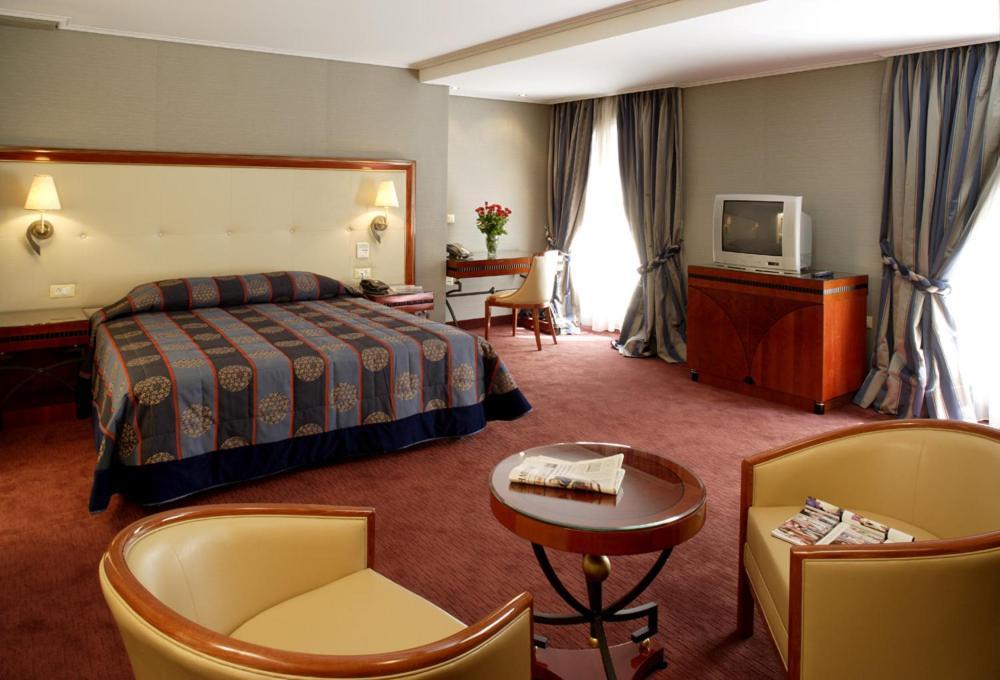 Piraeus Theoxenia Hotel Kültér fotó