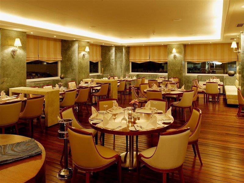 Piraeus Theoxenia Hotel Kültér fotó The interior of the restaurant