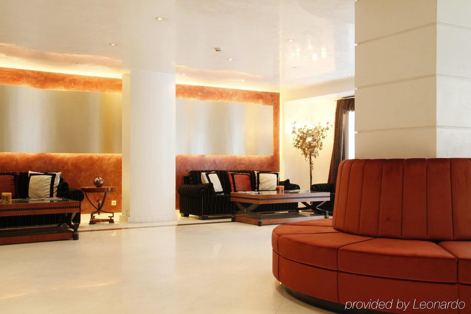 Piraeus Theoxenia Hotel Beltér fotó The lobby of the hotel